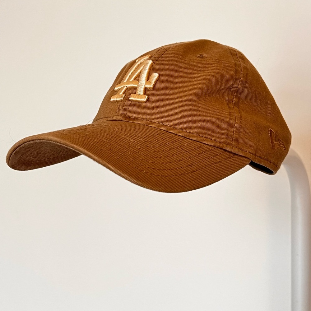 New Era LA Dodgers Logo Baseball Cap - Tan - Picture 2 of 9
